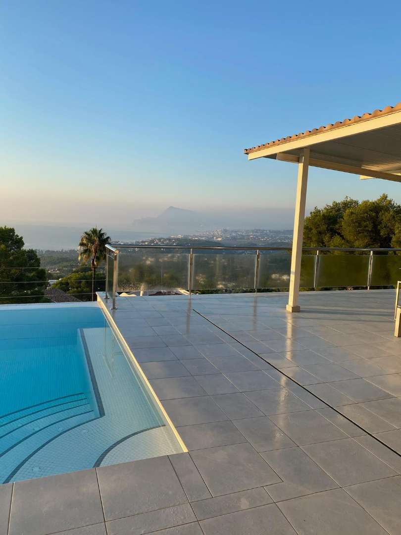 Chalet Avenida principal de la sierra. Chalet en altea hills — 4