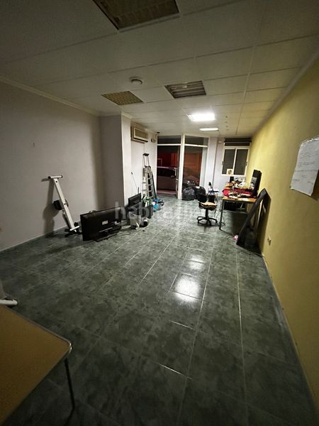 Local Comercial en Carrer mare de déu de la mercè 10. Local con cambio de uso a vivienda de 75 m — 2