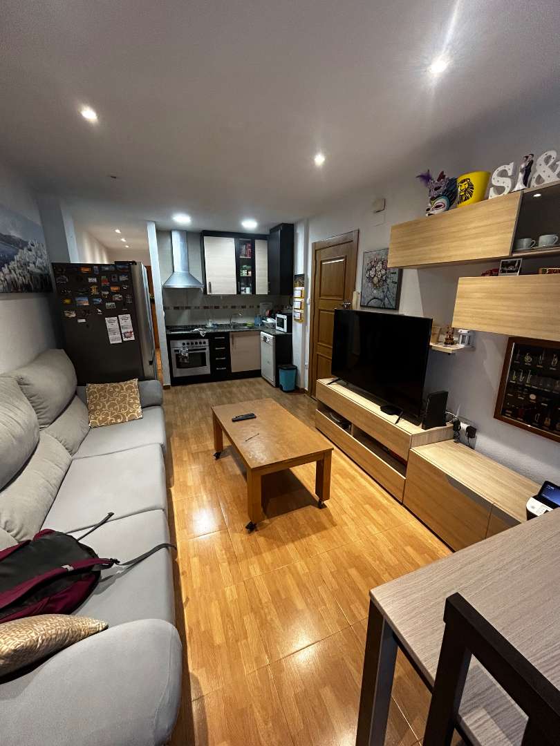 Piso de alquiler en Carrer Concepción Arenal, 35a, Reina Victoria - Miguel Hernández — 2